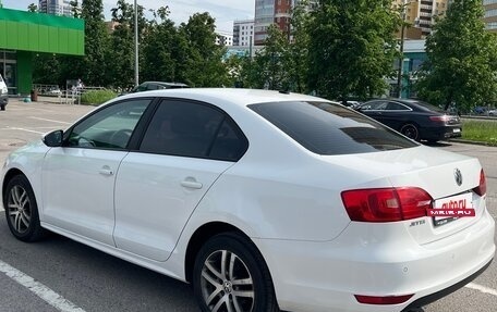 Volkswagen Jetta VI, 2014 год, 1 050 000 рублей, 3 фотография