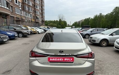 Lexus ES VII, 2019 год, 3 700 000 рублей, 4 фотография