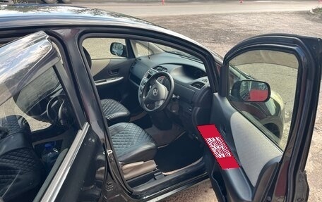 Toyota Ractis I, 2005 год, 600 000 рублей, 7 фотография