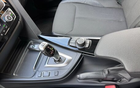 BMW 3 серия, 2017 год, 1 990 000 рублей, 21 фотография