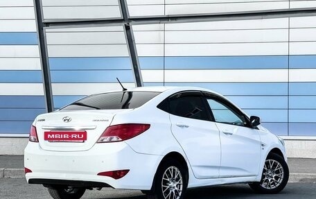 Hyundai Solaris II рестайлинг, 2015 год, 975 000 рублей, 5 фотография