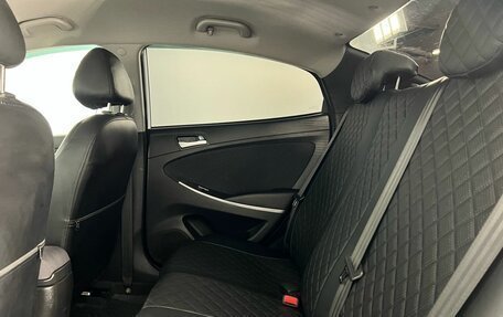 Hyundai Solaris II рестайлинг, 2015 год, 975 000 рублей, 16 фотография