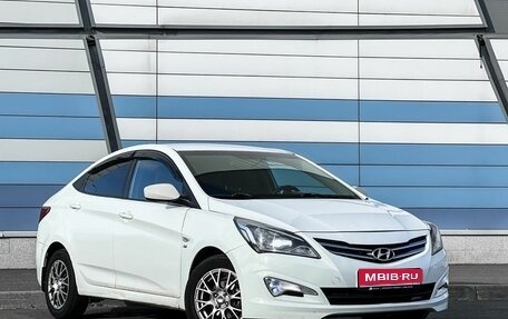 Hyundai Solaris II рестайлинг, 2015 год, 975 000 рублей, 3 фотография