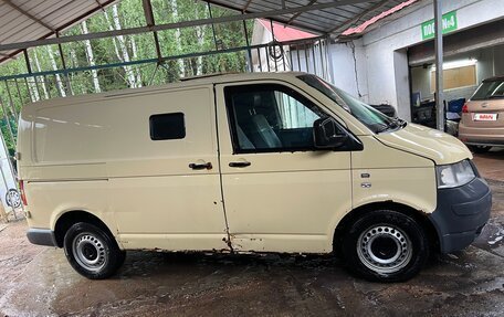 Volkswagen Transporter T5 рестайлинг, 2009 год, 800 000 рублей, 2 фотография