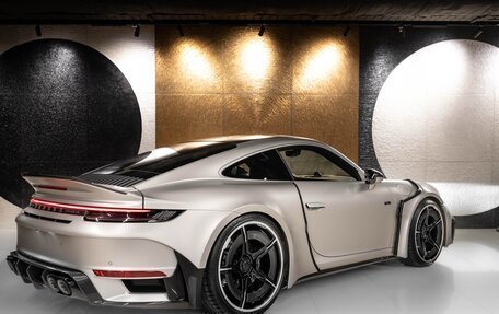 Porsche 911, 2023 год, 79 999 992 рублей, 28 фотография