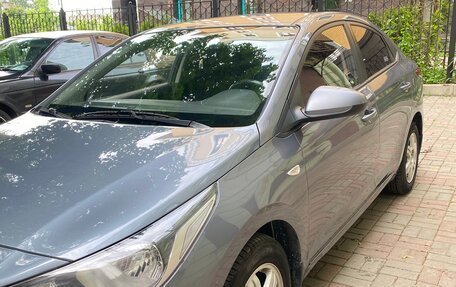 Hyundai Solaris II рестайлинг, 2018 год, 1 300 000 рублей, 2 фотография