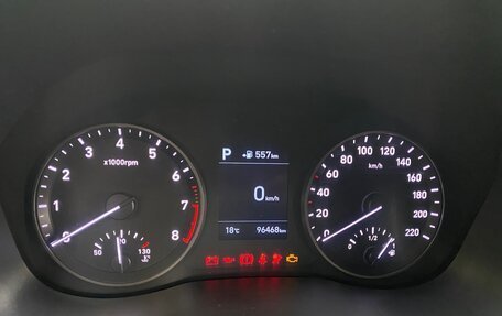 Hyundai Solaris II рестайлинг, 2018 год, 1 300 000 рублей, 7 фотография