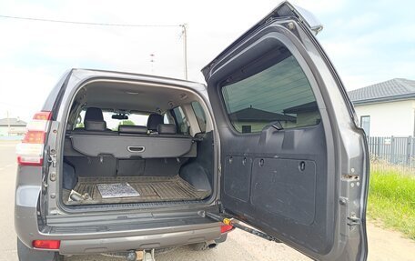 Toyota Land Cruiser Prado 150 рестайлинг 2, 2014 год, 3 450 000 рублей, 19 фотография