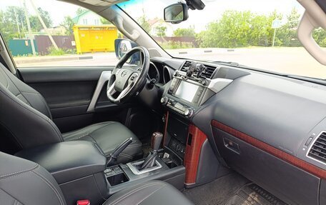 Toyota Land Cruiser Prado 150 рестайлинг 2, 2014 год, 3 450 000 рублей, 18 фотография