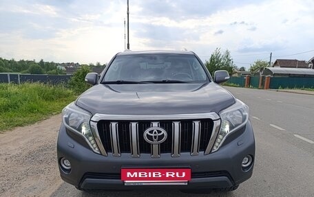 Toyota Land Cruiser Prado 150 рестайлинг 2, 2014 год, 3 450 000 рублей, 2 фотография