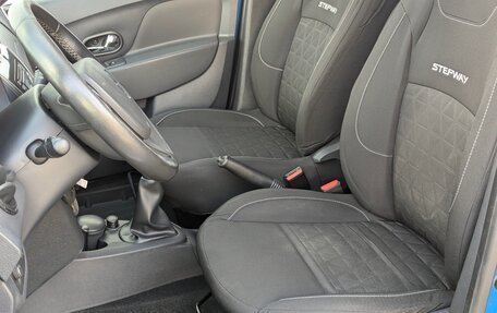 Renault Sandero II рестайлинг, 2014 год, 720 000 рублей, 17 фотография