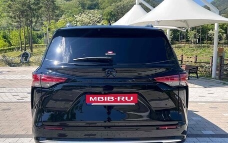 Toyota Sienna, 2022 год, 2 810 013 рублей, 5 фотография