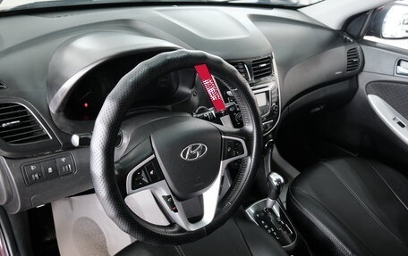 Hyundai Solaris II рестайлинг, 2012 год, 1 049 000 рублей, 10 фотография