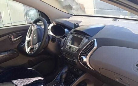 Hyundai ix35 I рестайлинг, 2011 год, 780 000 рублей, 6 фотография