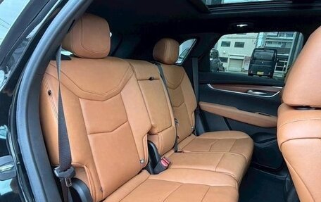 Cadillac XT5 I рестайлинг, 2022 год, 3 852 000 рублей, 5 фотография
