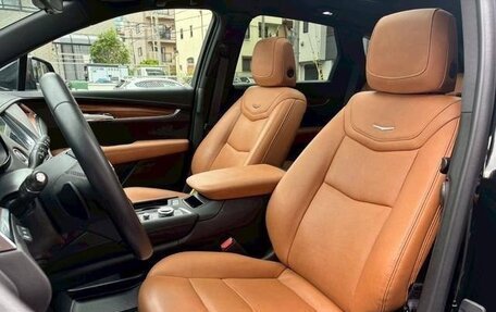 Cadillac XT5 I рестайлинг, 2022 год, 3 852 000 рублей, 7 фотография