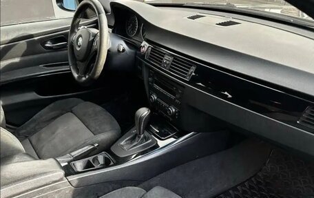 BMW 3 серия, 2007 год, 1 660 000 рублей, 11 фотография