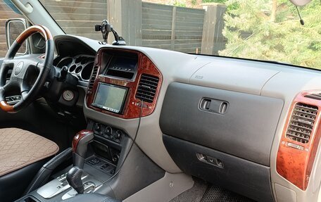 Mitsubishi Montero III, 2004 год, 720 000 рублей, 7 фотография