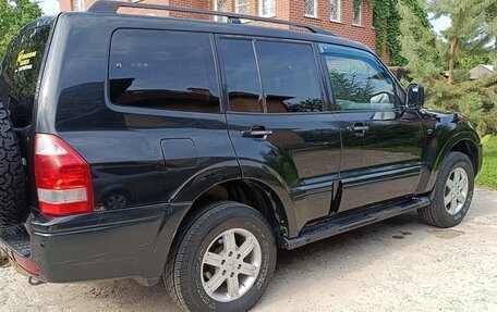 Mitsubishi Montero III, 2004 год, 720 000 рублей, 10 фотография