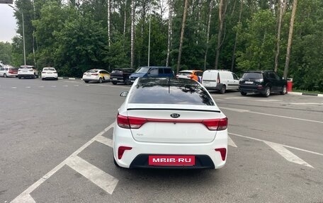 KIA Rio IV, 2019 год, 990 000 рублей, 3 фотография