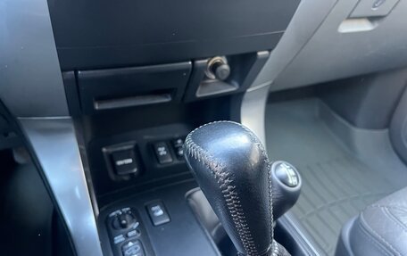 Toyota Land Cruiser Prado 120 рестайлинг, 2008 год, 2 099 000 рублей, 13 фотография