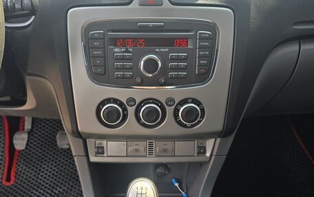Ford Focus II рестайлинг, 2011 год, 570 000 рублей, 18 фотография