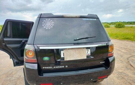 Land Rover Freelander II рестайлинг 2, 2014 год, 2 600 000 рублей, 10 фотография
