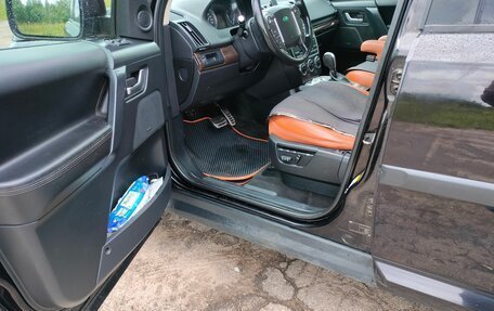 Land Rover Freelander II рестайлинг 2, 2014 год, 2 600 000 рублей, 18 фотография