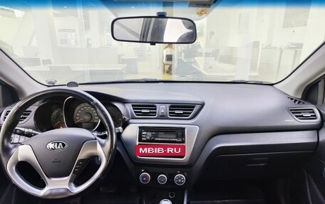 KIA Rio III рестайлинг, 2015 год, 999 000 рублей, 17 фотография