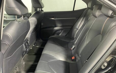 Toyota Camry, 2020 год, 3 050 000 рублей, 18 фотография