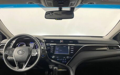 Toyota Camry, 2020 год, 3 050 000 рублей, 16 фотография