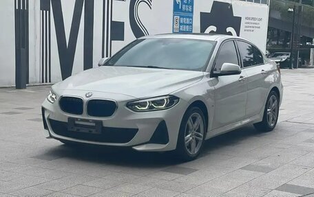 BMW 1 серия, 2020 год, 1 420 000 рублей, 4 фотография