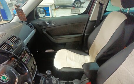 Skoda Yeti I рестайлинг, 2013 год, 750 000 рублей, 11 фотография