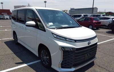 Toyota Voxy, 2024 год, 3 185 000 рублей, 1 фотография