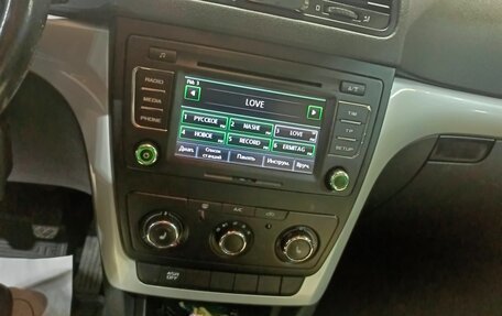 Skoda Yeti I рестайлинг, 2013 год, 750 000 рублей, 17 фотография
