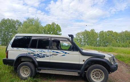 Mitsubishi Pajero III рестайлинг, 1996 год, 699 000 рублей, 5 фотография