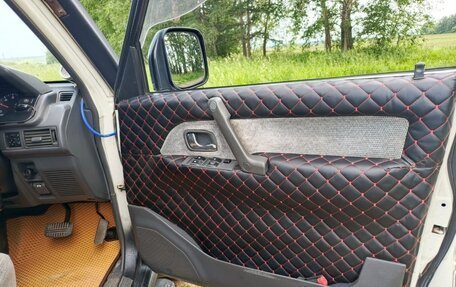 Mitsubishi Pajero III рестайлинг, 1996 год, 699 000 рублей, 3 фотография