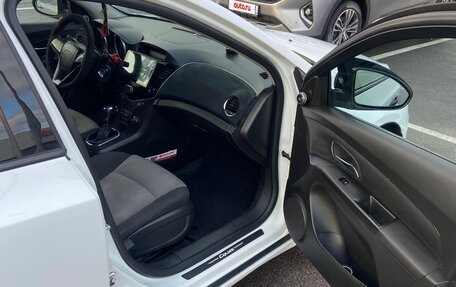 Chevrolet Cruze II, 2011 год, 650 000 рублей, 5 фотография