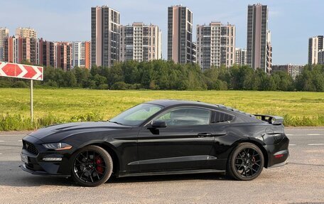 Ford Mustang VI рестайлинг, 2018 год, 2 420 000 рублей, 5 фотография