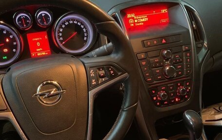 Opel Astra J, 2011 год, 950 000 рублей, 5 фотография