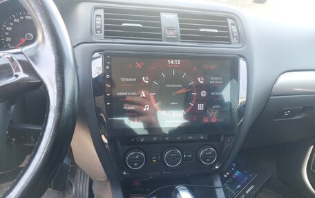 Volkswagen Jetta VI, 2015 год, 1 055 000 рублей, 3 фотография