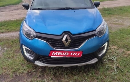 Renault Kaptur I рестайлинг, 2017 год, 1 500 000 рублей, 2 фотография