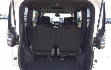 Toyota Voxy, 2024 год, 3 185 000 рублей, 3 фотография