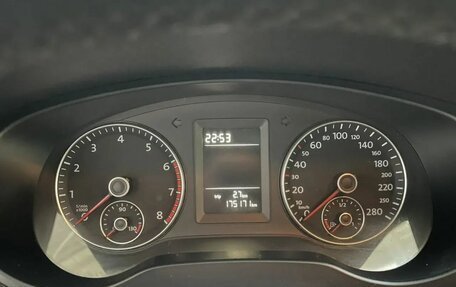 Volkswagen Jetta VI, 2011 год, 859 000 рублей, 12 фотография