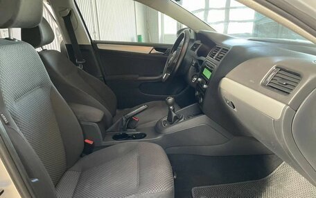 Volkswagen Jetta VI, 2011 год, 859 000 рублей, 18 фотография
