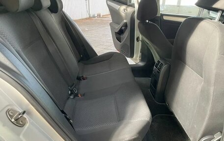 Volkswagen Jetta VI, 2011 год, 859 000 рублей, 20 фотография