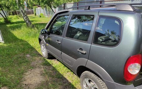 Chevrolet Niva I рестайлинг, 2016 год, 725 000 рублей, 3 фотография