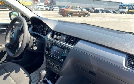 Skoda Rapid I, 2018 год, 1 500 000 рублей, 14 фотография
