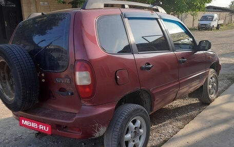 Chevrolet Niva I рестайлинг, 2006 год, 300 000 рублей, 2 фотография