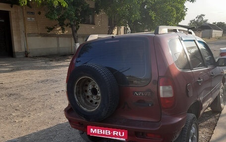 Chevrolet Niva I рестайлинг, 2006 год, 300 000 рублей, 3 фотография